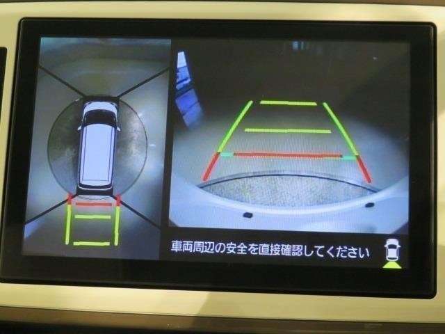 全周囲の画像が表示されます。　運転席から見づらい個所なども、上空から見たような映像で確認できます。　　映像の切替もでき、後方確認だけでなく大変便利な機能です。