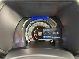 【スピードメーター】『スピードメーター』の画像になります。メーターがシンプルで見やすく運転しやすいですね！