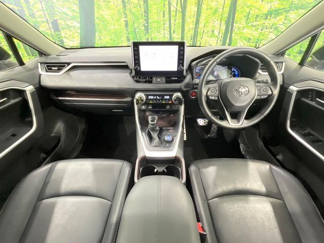 グループ総在庫数約30，000台！！全国の系列店からメーカー・車種問わずご紹介出来るので、あなたにピッタリのお車が見つかるはずです♪まずはお問い合わせ下さい☆