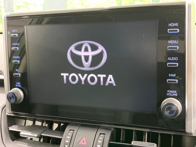 【9インチ　ディスプレイオーディオ】大画面ディスプレイへお持ちのスマートフォンと連携して、ナビやbluetoothでの音楽再生が可能です♪デザインはもちろん操作性も良好！別途ナビ機能の取付可能です♪