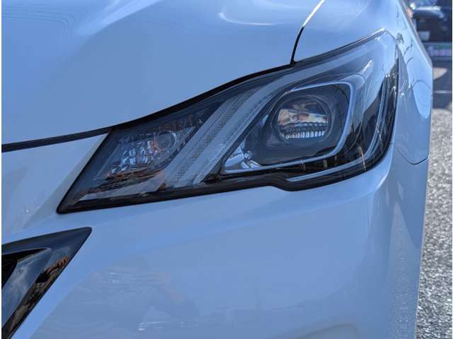 HID・LEDに変更やヘッドライト黄ばみ取り、ライトコーティング等お気軽にご相談ください。