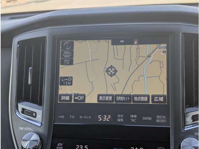 ナビ付で初めての場所でも安心ですね。