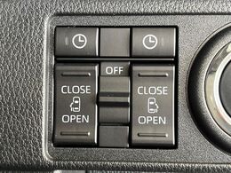 【両側パワースライドドア】スマートキーや運転席のスイッチで後席両側スライドドアの開閉が可能♪電動だから力を入れてドアを開ける必要が無く、小さなお子様でも簡単に開け閉めでき快適です♪