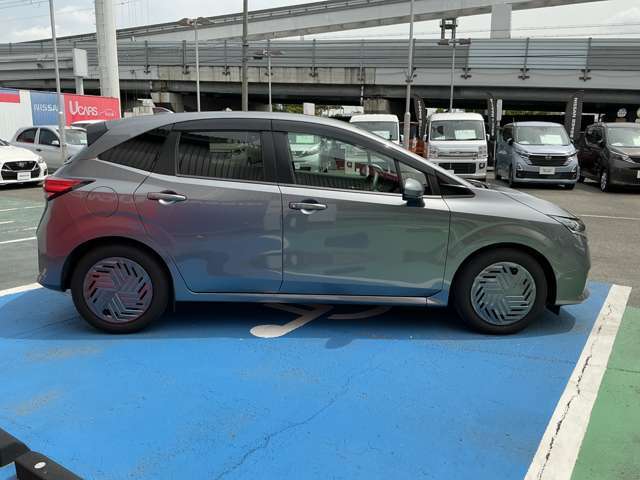 日本全国への登録・納車も承ります♪（別途陸送費用等が掛かります。一部地域・離島等を除く。）