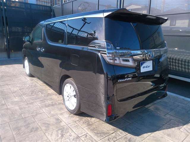 自動車保険も取り扱っております、お車の事はすべて当社にお任せください