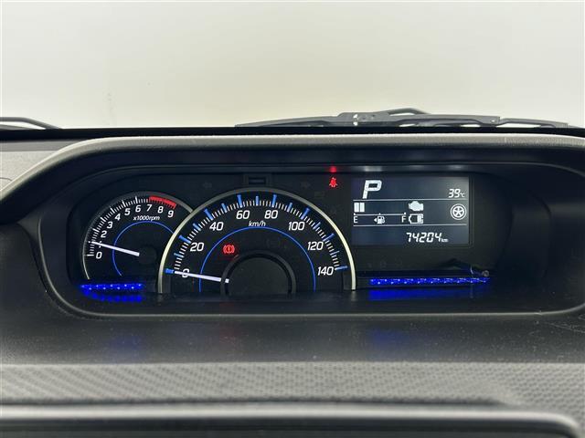 【スピードメーター】メーターがシンプルで見やすく運転しやすいですね！
