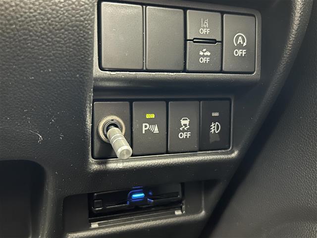 【運転席操作部】快適なドライブを楽しむための機能が装備されています！運転席から触れるので、使いやすいです！除菌プランいれていただくと、さらに清潔で安心していただけます！