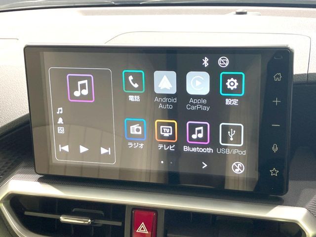 【9インチ　ディスプレイオーディオ】大画面ディスプレイへお持ちのスマートフォンと連携して、ナビやbluetoothでの音楽再生が可能です♪デザインはもちろん操作性も良好！別途ナビ機能の取付可能です♪