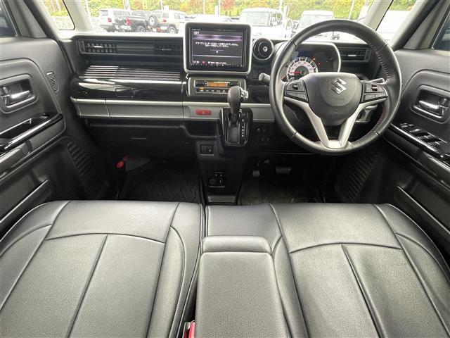 【インパネ全体】全方位で視界が広く、高い目線で運転もしやすいです！