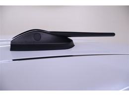 ラジオアンテナは可倒式です