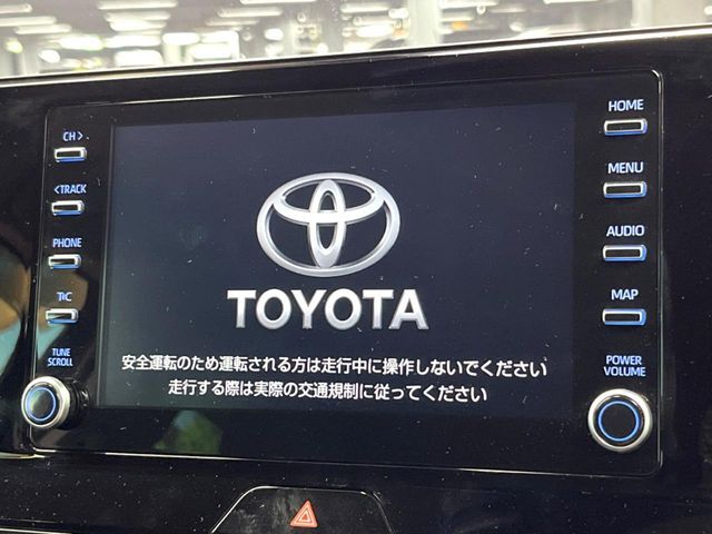 【8インチ　ディスプレイオーディオ】大画面ディスプレイへお持ちのスマートフォンと連携して、ナビやbluetoothでの音楽再生が可能です♪デザインはもちろん操作性も良好！別途ナビ機能の取付可能です♪