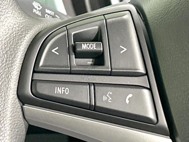 【ステアリングスイッチ】運転中、前方から目線をそらすことなく、オーディオ等の操作が可能な便利機能！安心＆快適なドライブを演出してくれます♪