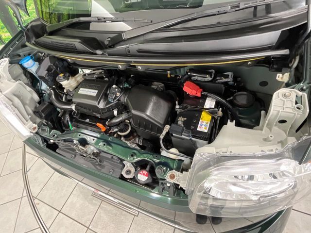 親切・丁寧な専門メカニックスタッフが応対！・車検・点検整備・事故等の修理などアフターサービスも安心。お車のカスタマイズもネクステージのサービススタッフまでご相談ください！