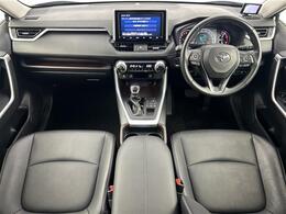 【インパネ全体】全方位で視界が広く、高い目線で運転もしやすいです！