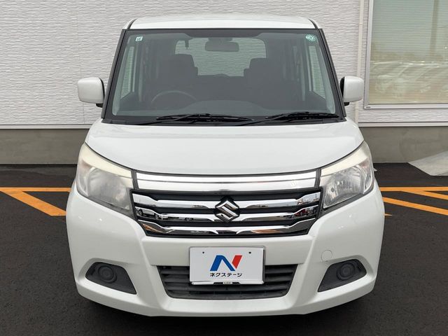 弊社では、全車『修復歴なし』のお車のみ取り扱っております。専任バイヤーによる厳選した仕入れの後、入庫後の車両チェックを行い、ネクステージが認定した高品質な中古車をご提供しております。