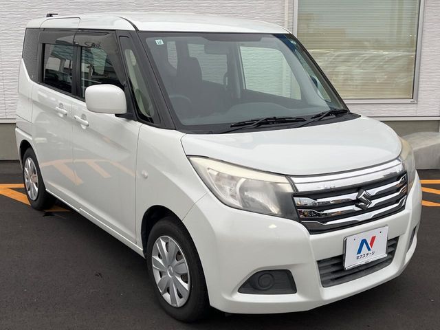 大好評のボディコーティング「弾スプラッシュコート」もご納車までに施工可能。通常のガラスコートと異なる、耐久年数6年の無機質ガラスコーティングが、ボディをキレイな状態に保ってくれます。