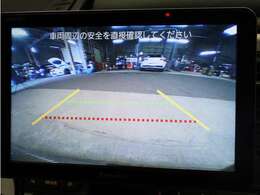 ■バックカメラ　■リアコーナーセンサー
