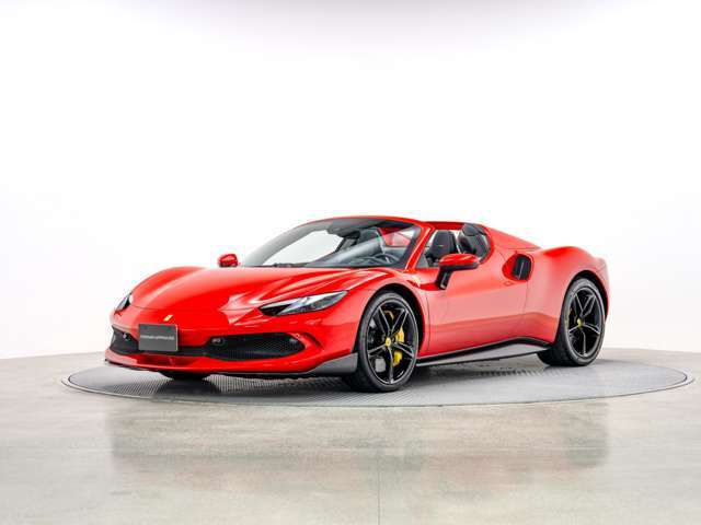 アセットフィオラノパッケージ装着車両です。