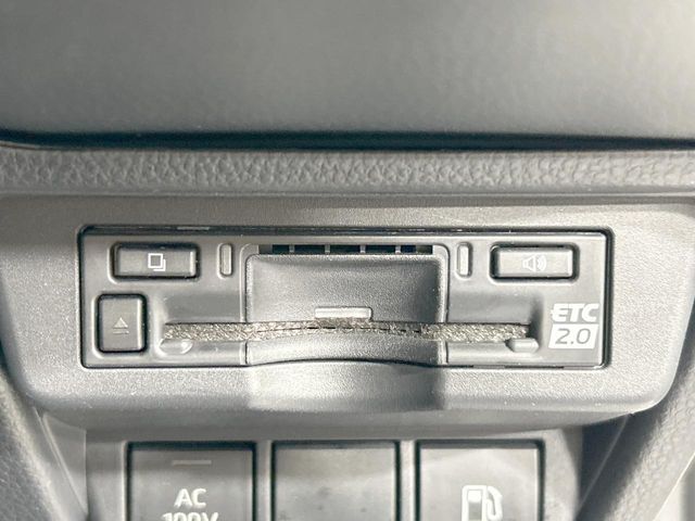 【ETC】高速道路の料金所をストレスなく通過！話題のスポットやサービスエリアに多い「スマートIC」利用時は必須のアイテムです。当店でセットアップを実施、ご納車当日からすぐにご利用いただけます！