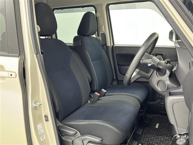 【運転席】座り心地が良いシートなので長時間の運転でも快適にお過ごしいただけます。新品のフロアマットのご注文も可能です。掲載箇所以外にご希望の写真がございましたらお気軽にお問い合わせ下さい。