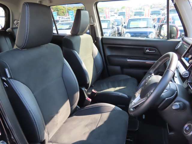 運転席側から見た車内の画像です！内装ルームクリーニング済みです。しっかり綺麗にしていますので、是非、お確かめください。納車時にはもう一度キレイにいたしますよ！