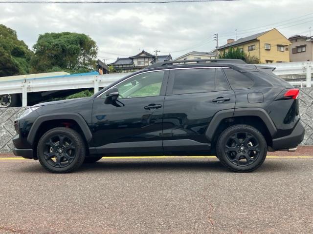 WECARSの在庫ページをご覧いただき誠にありがとうございます！WECARSは「お客様第一」をモットーにお客様のカーライフを全力でサポートいたします！