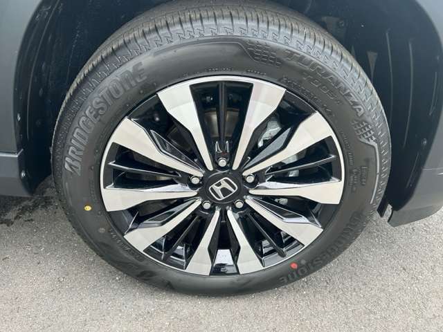 ホンダの純正ホイール付きです！