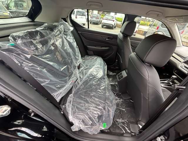 2列目も広々とご利用できます。