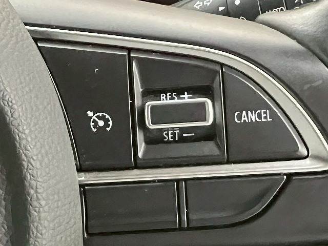 【クルーズコントロールシステム】高速走行の走行時一定の速度を維持しながらの走行が可能☆