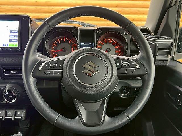 東海地区最大級SUV専門店。中古車から新車・登録済未使用車まで幅広く取り扱いしております。