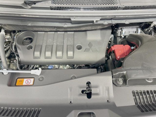 親切・丁寧な専門メカニックスタッフが応対！・車検・点検整備・事故等の修理などアフターサービスも安心。お車のカスタマイズもネクステージのサービススタッフまでご相談ください！