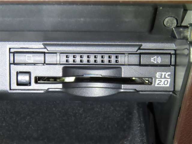 ナビ連動のETC2.0を装備しております。