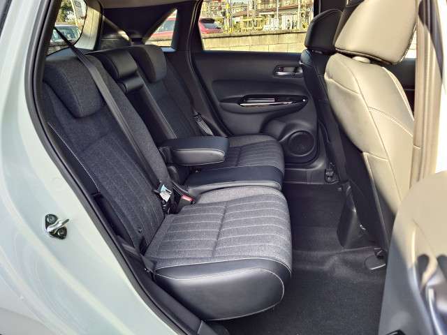 純正9型ナビTV　バックカメラ　ホンダセンシング　衝突軽減　レーダークルーズ　レーンキープ　ハーフレザーシート　LEDヘッド　前後コーナーセンサー　スマートキー　純正アルミ　純正前後ドラレコ　禁煙車