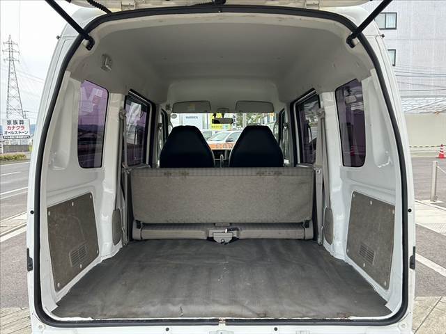 店頭ではBUDDICA PHOENIX（バディカフェニックス）のグッズ、キッズコーナーも完備、選べるフリードリンクを準備してお待ちしております♪無料査定いつでも実施中★予約いただくとスムーズです★