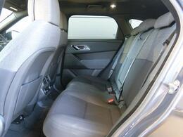 エボニーパーフォレイテッドUltrafabrics＆ Kvadratテキスタイルシート（エボニーインテリア）