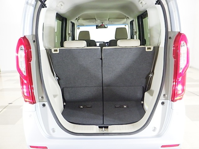 軽でも荷室容量はお任せください。