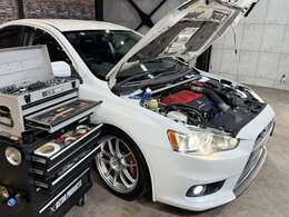 全車無料保証付き！ご納車後14日以内の不具合は無償修理致します！対象項目は427項目！全国の修理工場で対応が可能ですので、安心してお乗り頂けます！！