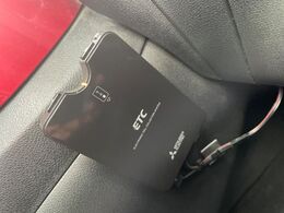 【ETC】高速道路の料金所をストレスなく通過！話題のスポットやサービスエリアに多い「スマートIC」利用時は必須のアイテムです。当店でセットアップを実施、ご納車当日からすぐにご利用いただけます！