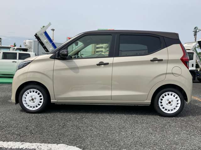 お車の価格には自信あり！！高品質で低料金になるよう、金額もお安くつけております。