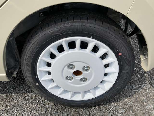 お車入庫時に洗車しておりますが、納車前には更にしっかりと清掃させていただきます。