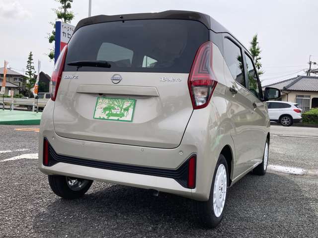 九州指定整備工場も完備。　納車前の整備はもちろん、購入後のアフターケアも、ご安心下さい☆　車検、整備はもちろん、保険やレンタカー等、何でもご相談下さい。