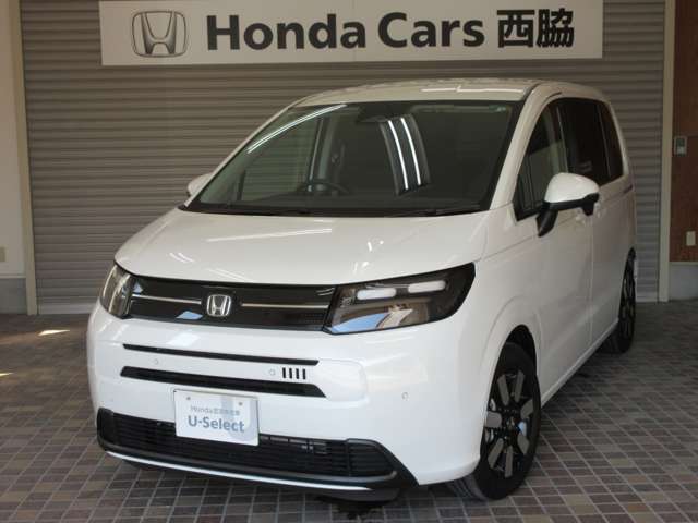 精悍なフロントフェイス。