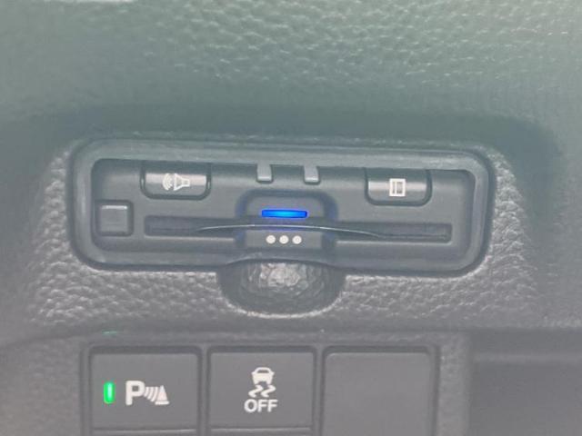 お車に合わせて無料保証以外にも、保証範囲、期間、距離を拡充させた有料保証もご用意しております！中古車の購入が初めてで不安・・・というお客様もご安心ください！