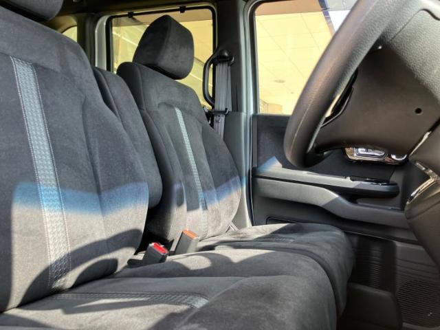 「この車の写真をもっと見たい」「状態が気になる」「この装備はついている？」どんな小さな疑問でもお気軽にお問い合わせください！