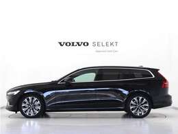 48Vハイブリッドが実現する静かで上質な走り。レスポンスに優れた7速デュアルクラッチ式トランスミッション（7G-DCT）と組み合わされたゆとりある走りを満喫していただけます。