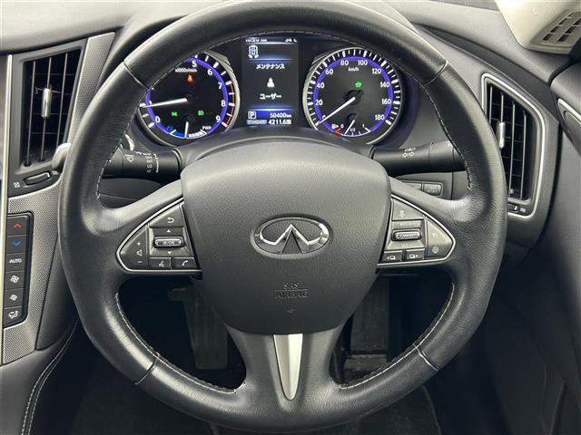 【スピードメーター】メーターがシンプルで見やすく運転しやすいですね！