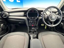 輸入車グループ総在庫数約2，000台！全国の系列店からメーカー・車種問わずご紹介出来るので、あなたにピッタリのお車が見つかるはずです♪まずはお問い合わせ下さい☆