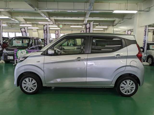 当社のアフターサービスですが、鈑金・塗装の自社工場をはじめ、自社の車検整備工場が広島県と山口県にございます。