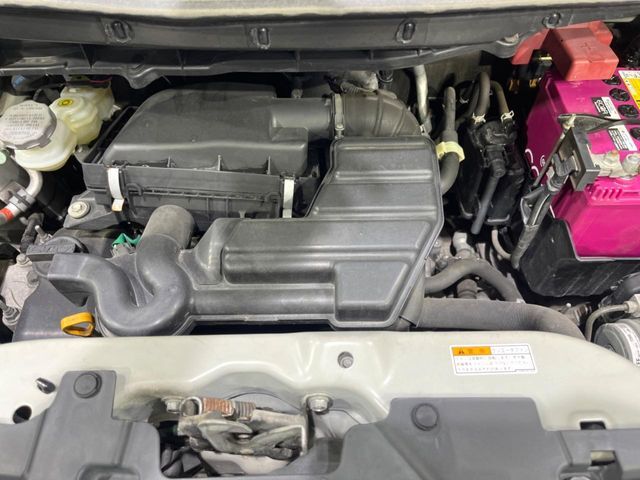 親切・丁寧な専門メカニックスタッフが応対！・車検・点検整備・事故等の修理などアフターサービスも安心。お車のカスタマイズもネクステージのサービススタッフまでご相談ください！