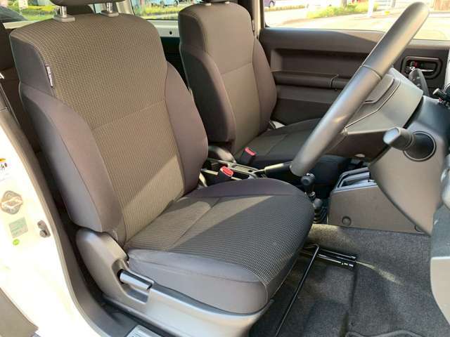 表示価格は県内納車の費用となります。県外のお客様は費用が多少異なりますので、ご了承下さい。